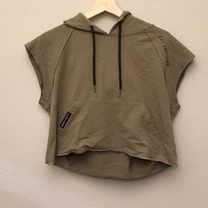 Cropped Workout Tank